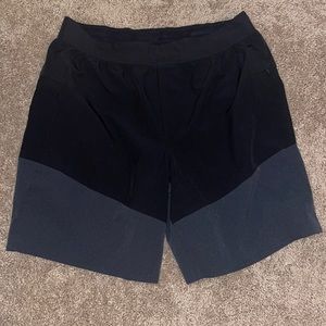 Men’s Lululemon 2 color shorts